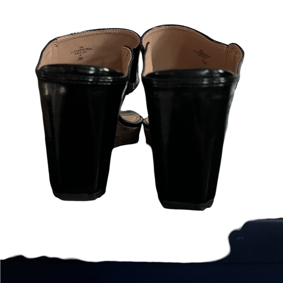 Adrienne Vittandini Black Patent Leather Slide in Sandal - Picture 3 of 6